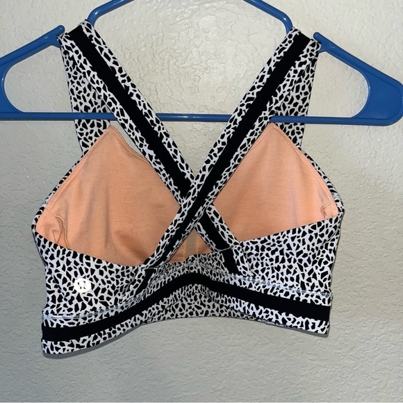 Lululemon Rack Pack Bra Miss Mosaic White / Posey Black White / Black Size 6 - Picture 3 of 5